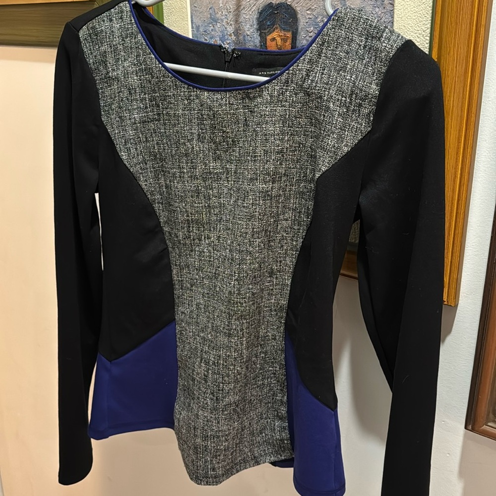 Nice Ann Taylor in a good condition